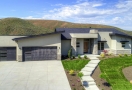 4023-N-Eyrie-Way-Boise-ID-large-001-3-4023-North-Eyrie-Way-Boise-1500x844-72dpi