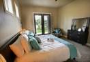 267Grovecreek-Masterbedroom (640x427)